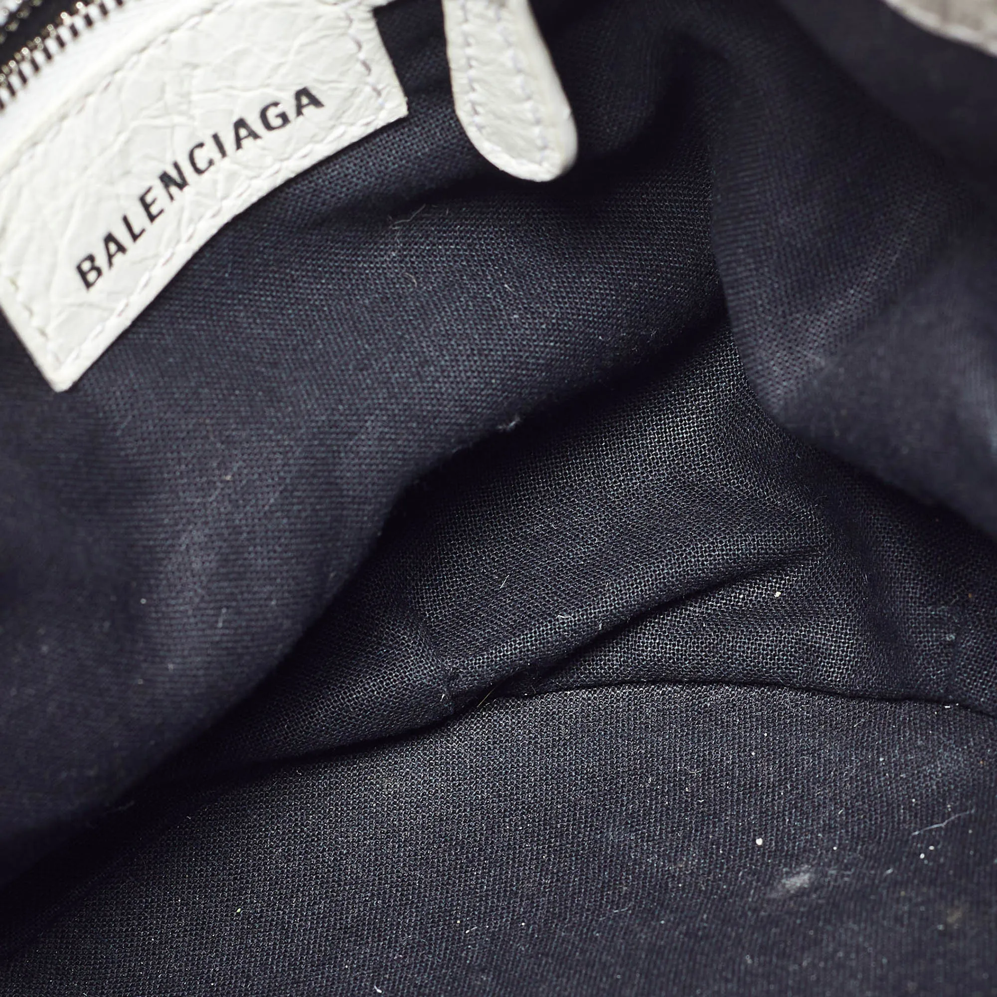 BALENCIAGA White Leather XS Le Cagole Bucket Bag