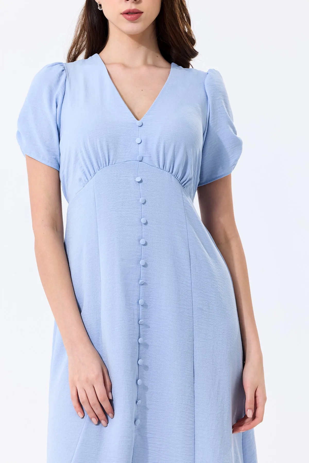 Effortless Button-Up Midi Dress in Soft Blue Linen