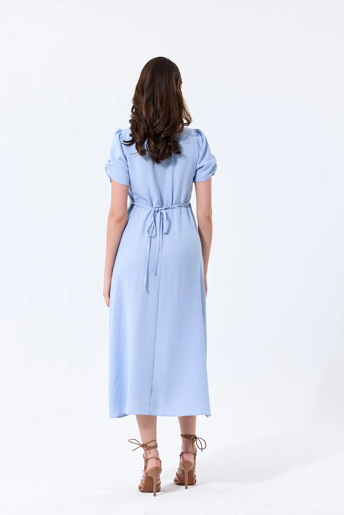 Effortless Button-Up Midi Dress in Soft Blue Linen