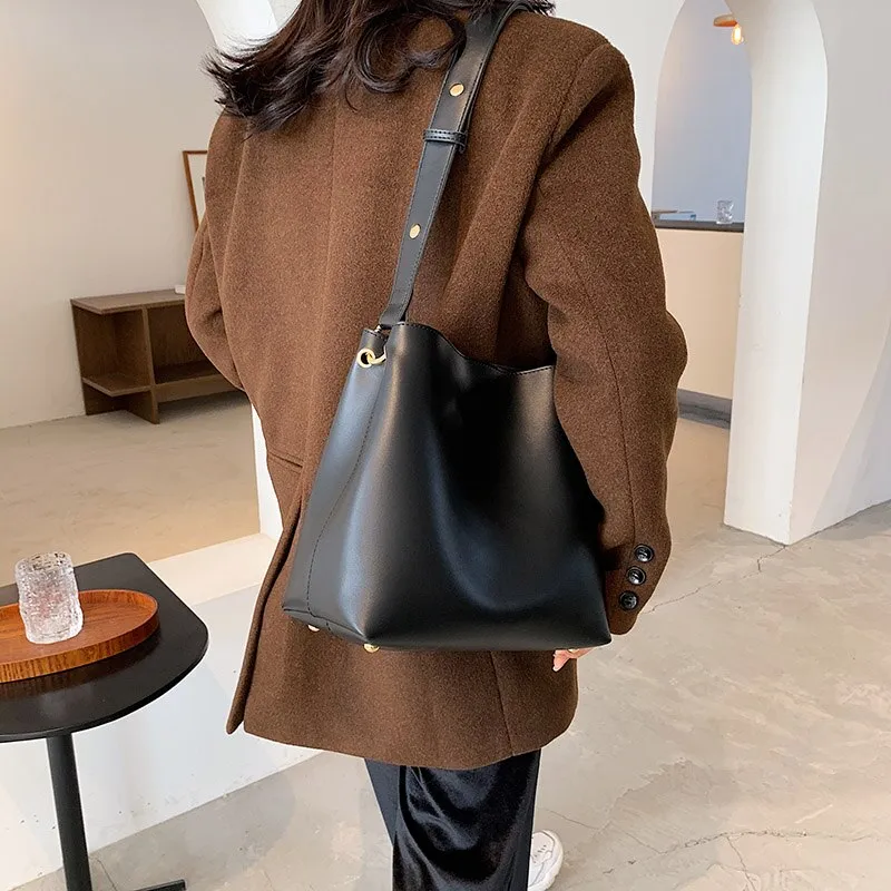 Fashion Designer Pu Leather Female Handbags Large Capacity Casual Ladies Tote Female Black Bucket Women Shoulder Hand Bag