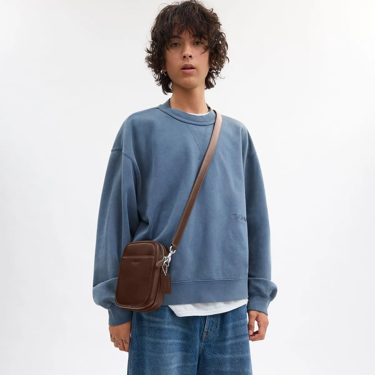 Hitch Crossbody