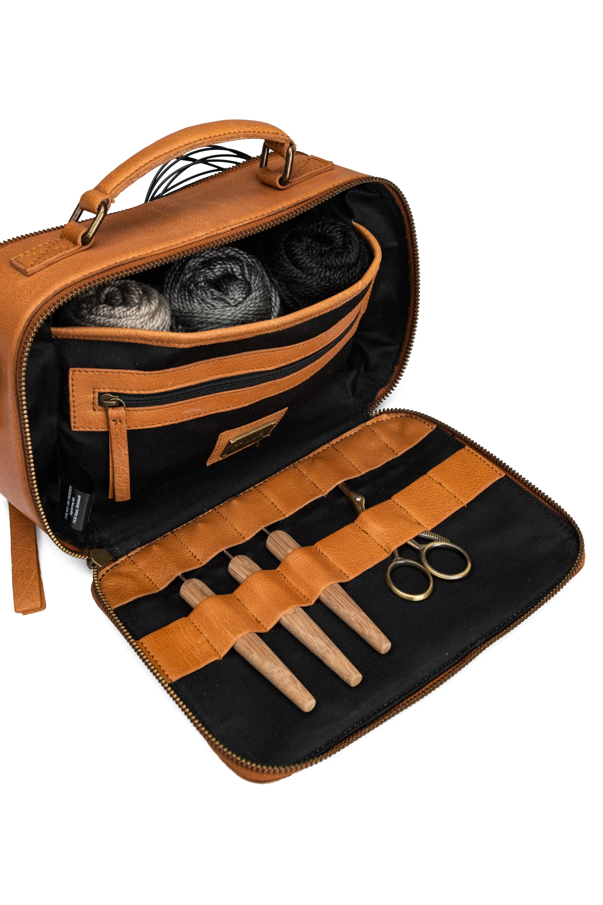 Lilly Project Crossbody