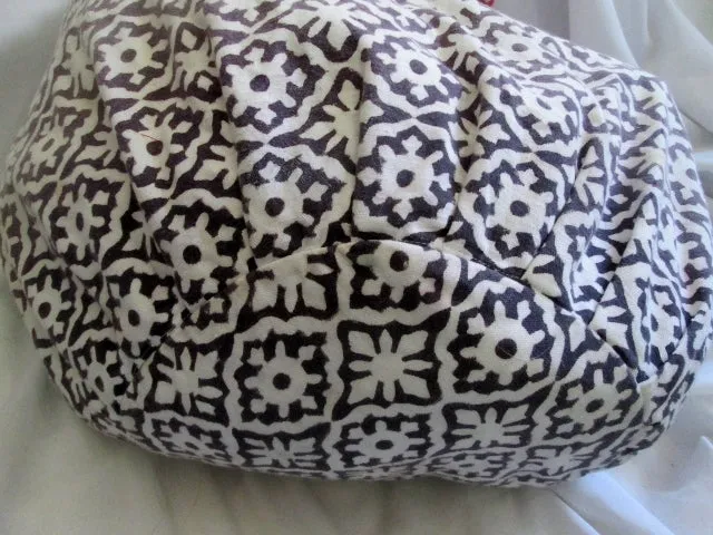ROBERTA ROLLER RABBIT hobo satchel tote Shoulder bag Vegan Sling FLORAL BATIK