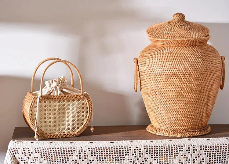 Vintage Luxury Hollow Rattan Basket Straw Bags